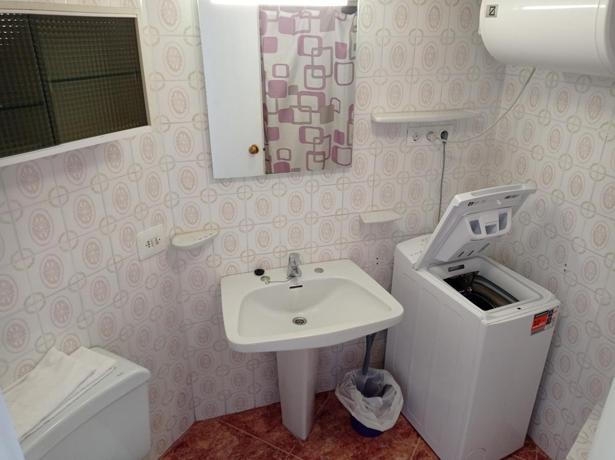 Apartamentos Bonaire 1ª Linea Wifi Solo Familias Serviplaya Gandia Phòng bức ảnh