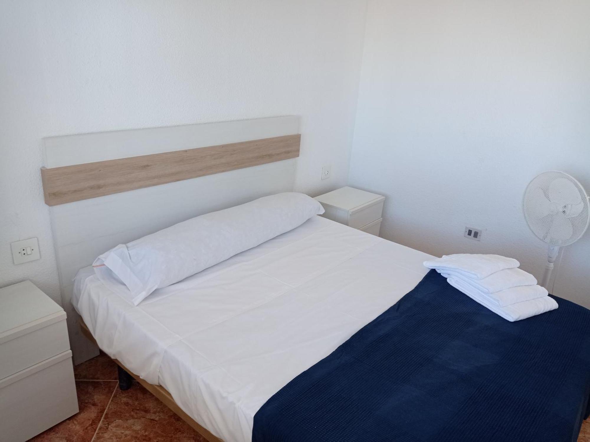 Apartamentos Bonaire 1ª Linea Wifi Solo Familias Serviplaya Gandia Phòng bức ảnh
