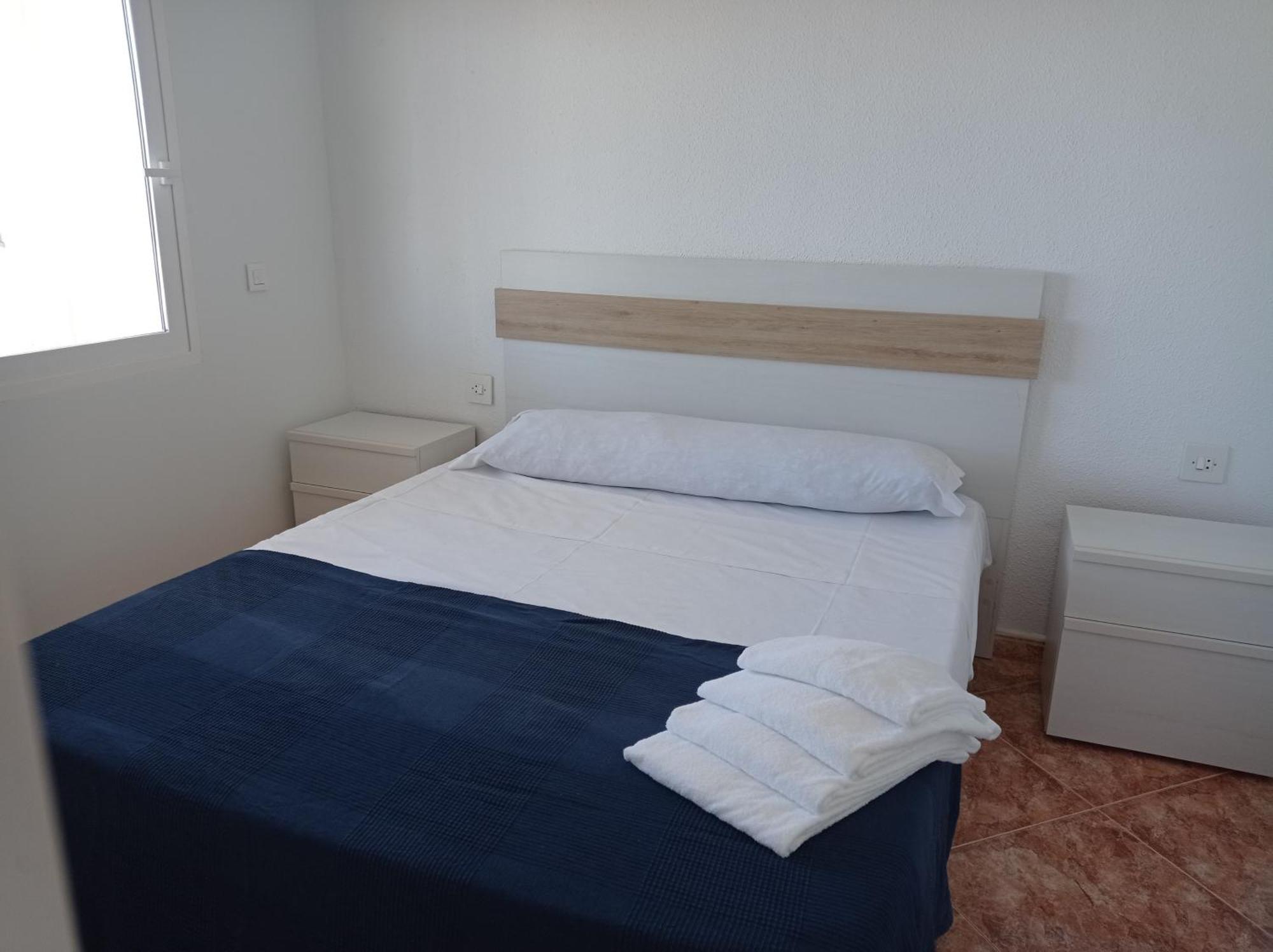 Apartamentos Bonaire 1ª Linea Wifi Solo Familias Serviplaya Gandia Phòng bức ảnh